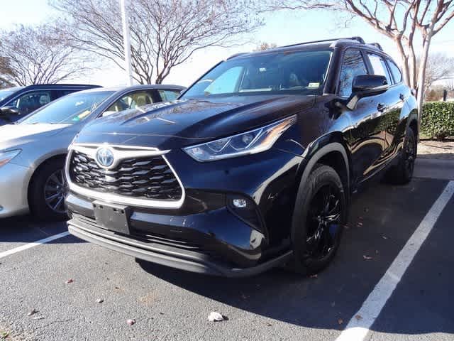 Thumbnail: 2023 Toyota Highlander - 1