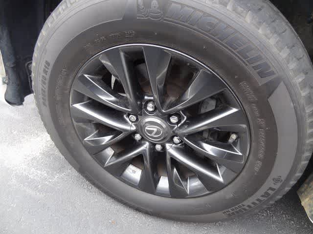 Thumbnail: 2023 Lexus GX - 16