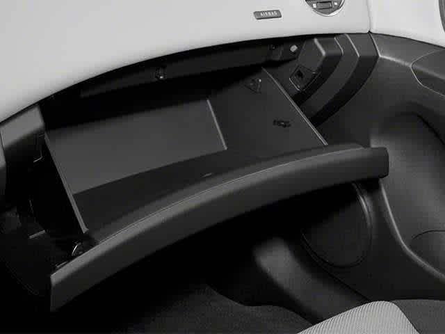Thumbnail: 2013 Chevrolet Cruze - 10