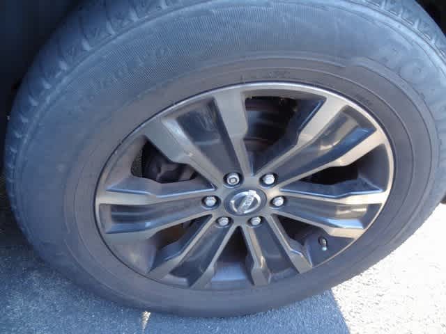 Thumbnail: 2017 Nissan Armada - 15