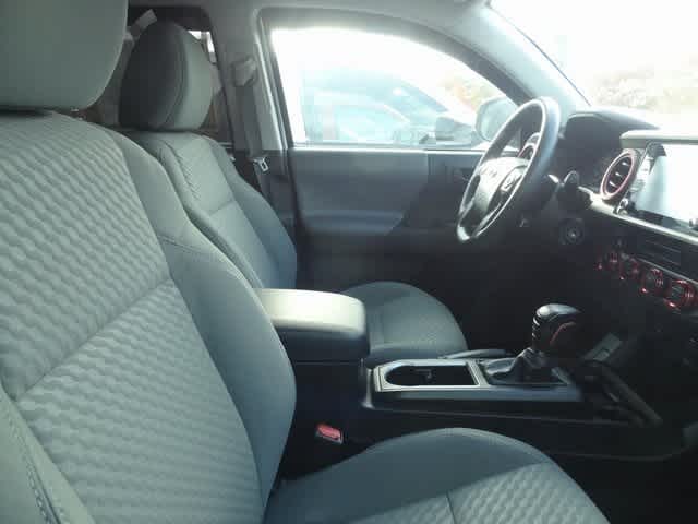 Thumbnail: 2022 Toyota Tacoma - 7