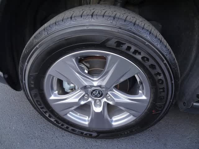 Thumbnail: 2025 Toyota RAV4 - 12