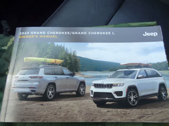 Thumbnail: 2023 Jeep Grand Cherokee L - 43