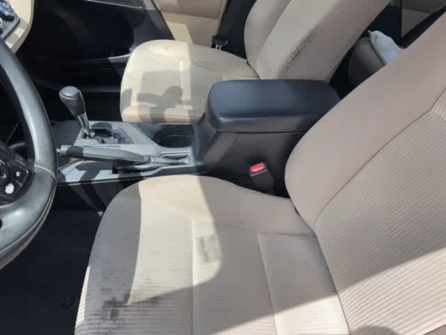 Thumbnail: 2013 Toyota RAV4 - 6