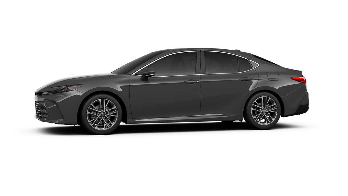 Thumbnail: 2025 Toyota Camry - 3