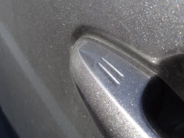 Thumbnail: 2025 Toyota RAV4 - 14