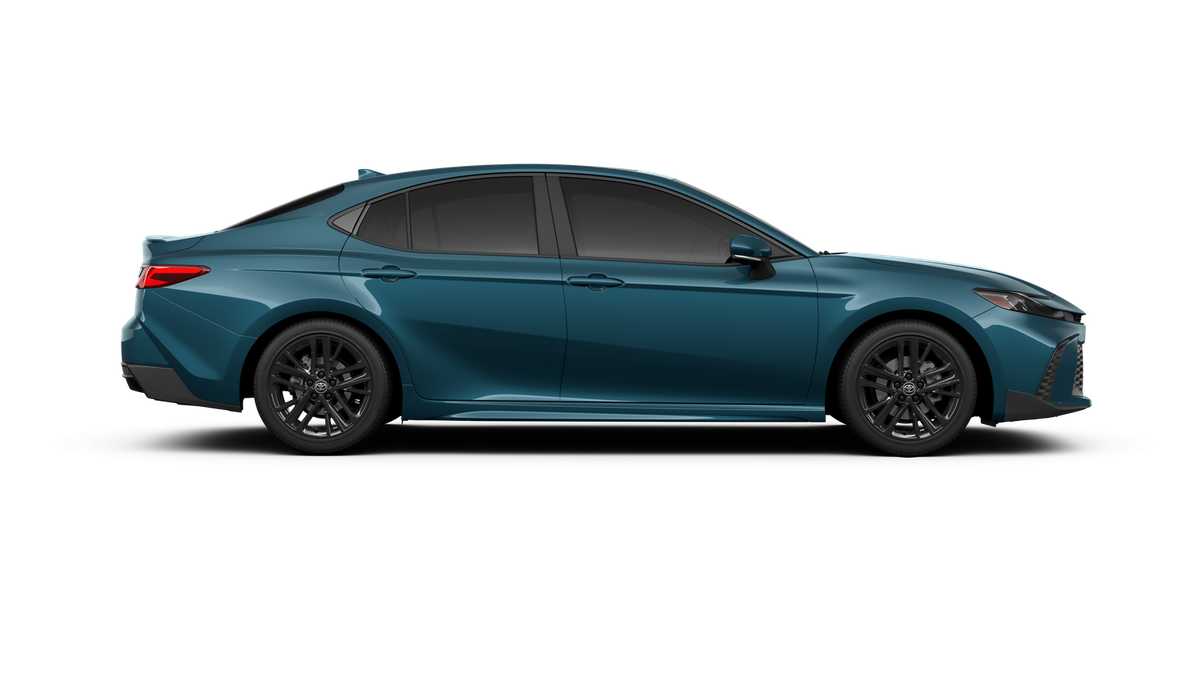 Thumbnail: 2025 Toyota Camry - 12