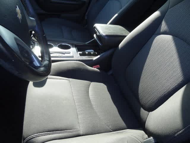 Thumbnail: 2015 Chevrolet Traverse - 9