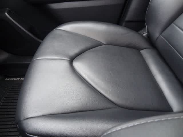 Thumbnail: 2021 Toyota Highlander - 14