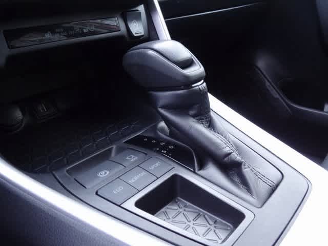 Thumbnail: 2023 Toyota RAV4 - 10