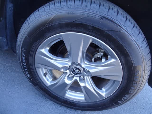 Thumbnail: 2024 Toyota RAV4 - 13