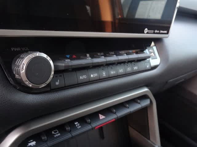 Thumbnail: 2023 Toyota Sequoia - 14