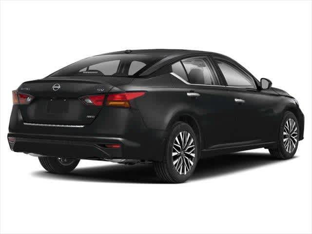 Thumbnail: 2024 Nissan Altima - 2
