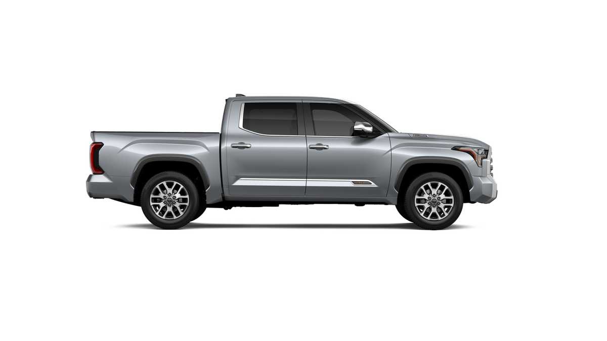 Thumbnail: 2025 Toyota Tundra - 12