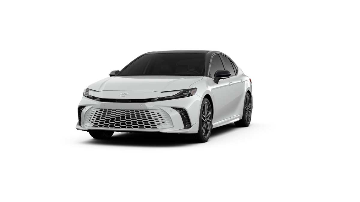 Thumbnail: 2025 Toyota Camry - 18