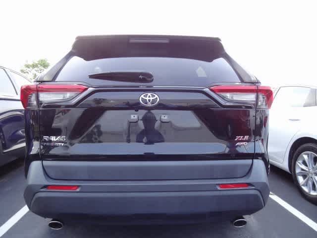 Thumbnail: 2019 Toyota RAV4 - 5
