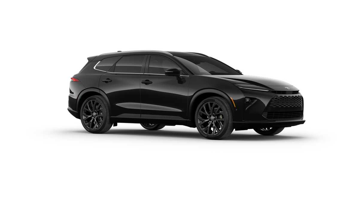 Thumbnail: 2025 Toyota Crown Signia - 14