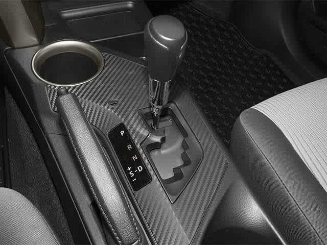 Thumbnail: 2013 Toyota RAV4 - 8