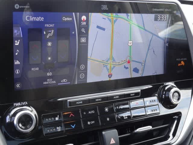 Thumbnail: 2022 Toyota Highlander - 32