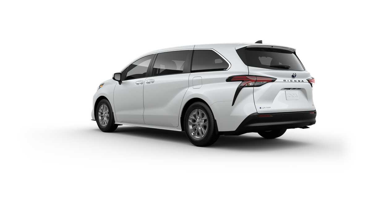 Thumbnail: 2025 Toyota Sienna - 6