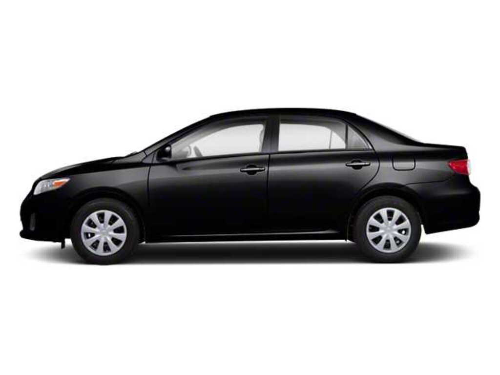 Used 2013 Toyota Corolla LE Sedan