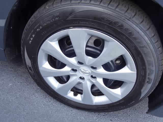 Thumbnail: 2023 Toyota Corolla - 17