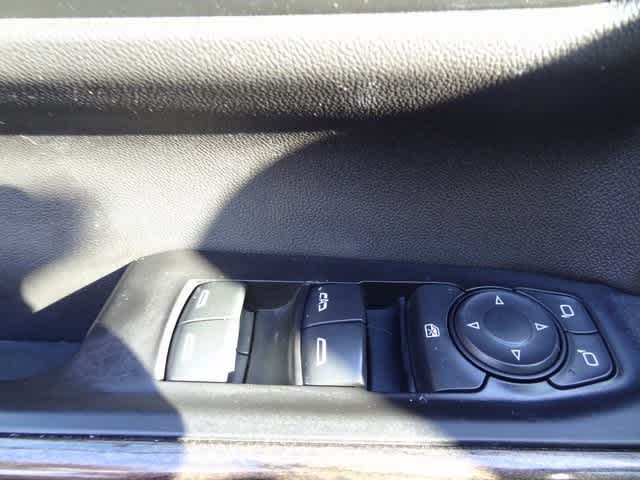 Thumbnail: 2019 Chevrolet Silverado 1500 - 10