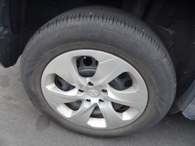 Thumbnail: 2020 Toyota RAV4 - 11