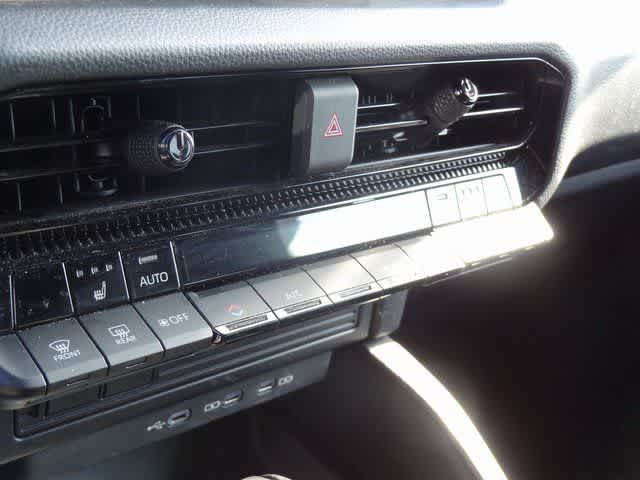 Thumbnail: 2025 Toyota Land Cruiser - 13