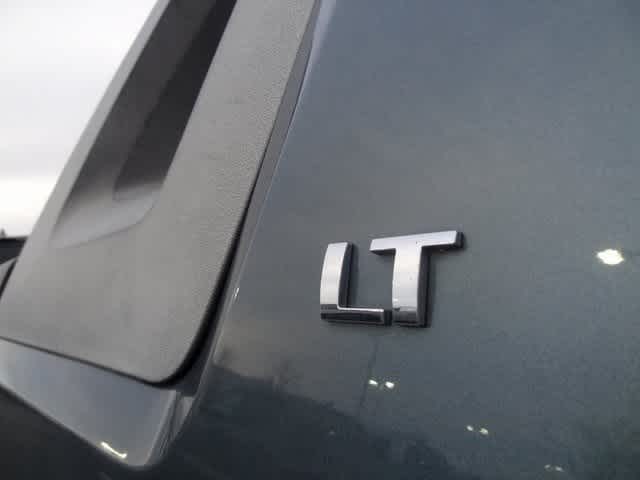 Thumbnail: 2012 Chevrolet Avalanche 1500 - 23