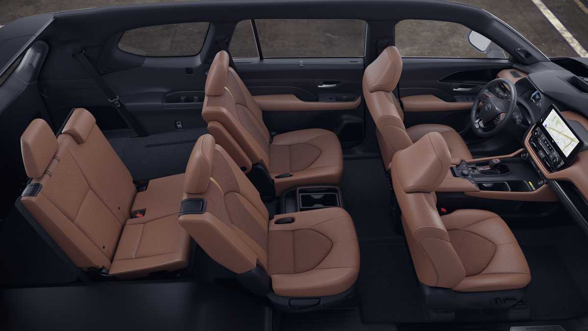 Thumbnail: 2026 Toyota Grand Highlander - 22
