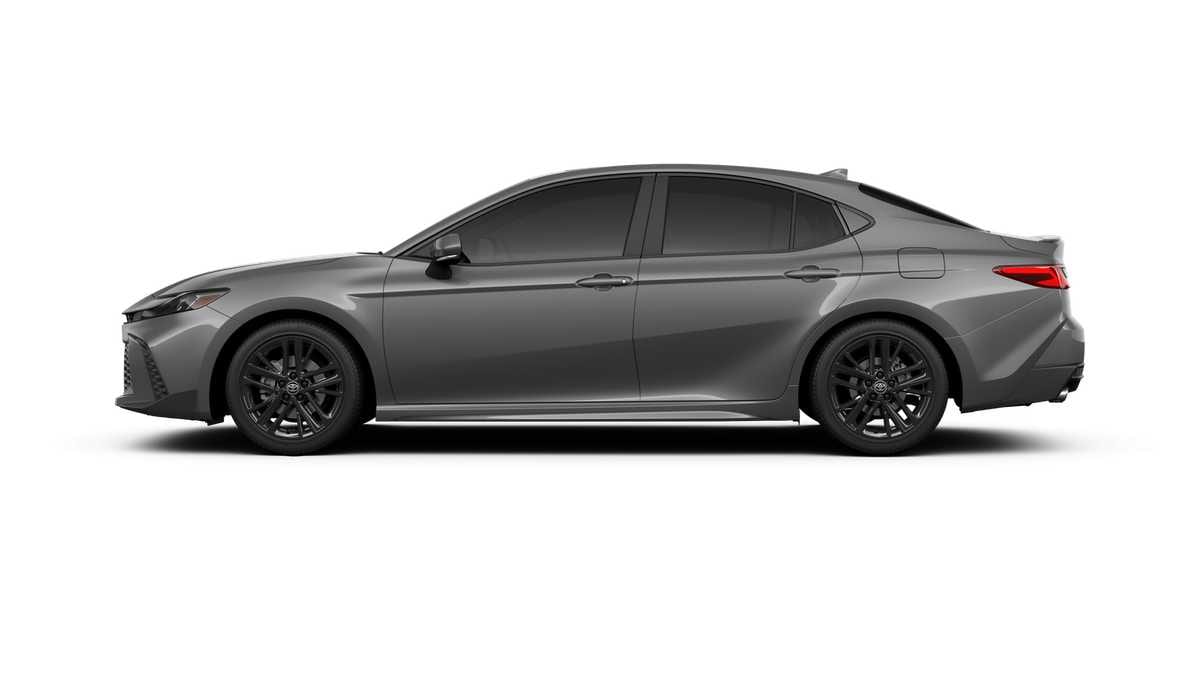 Thumbnail: 2025 Toyota Camry - 4