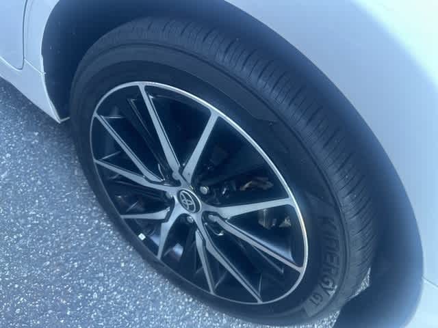 Thumbnail: 2024 Toyota Camry - 6