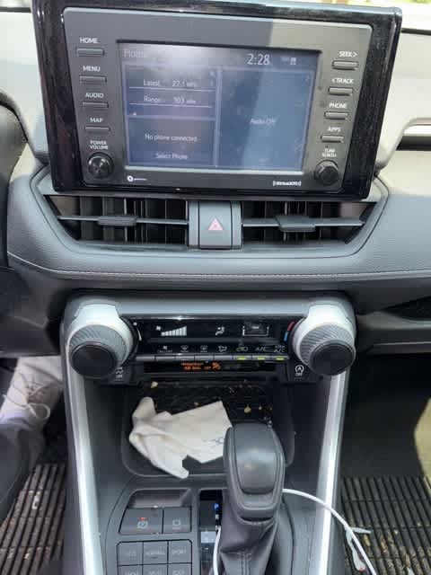 Thumbnail: 2020 Toyota RAV4 - 6