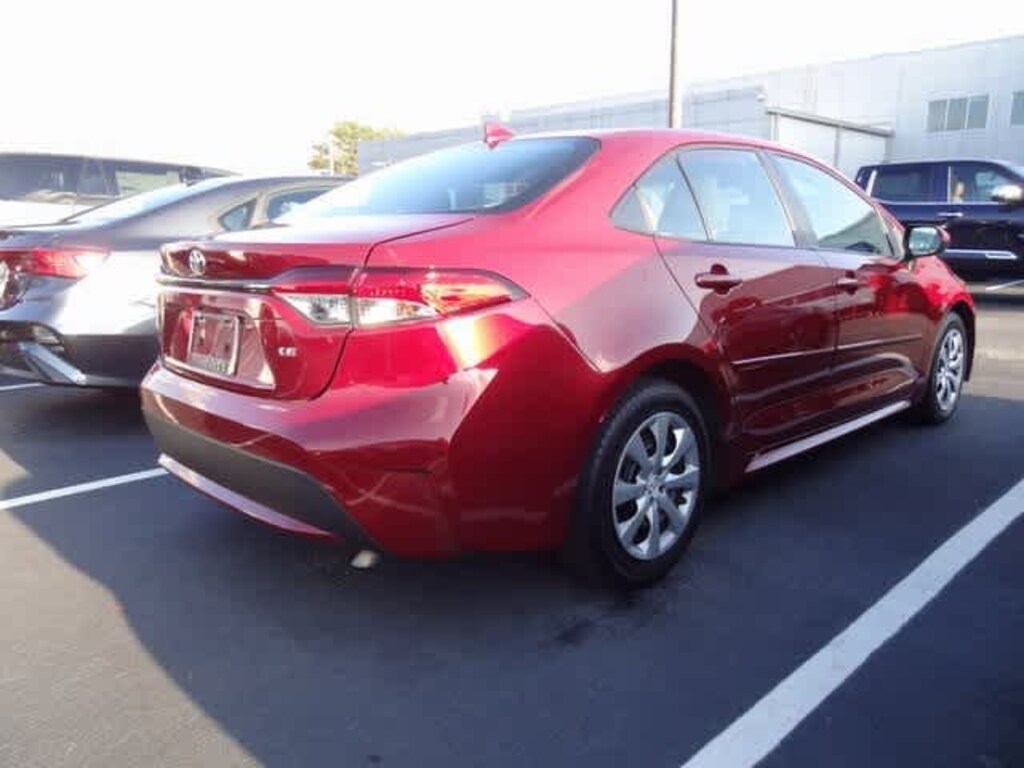 Used 2022 Toyota Corolla LE Sedan