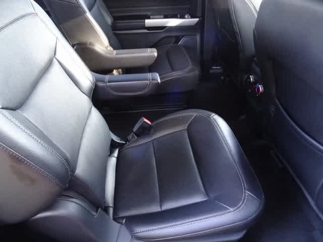 Thumbnail: 2023 Ford Explorer - 10