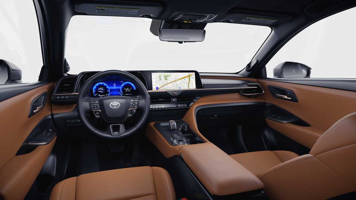 Thumbnail: 2026 Toyota Crown Signia - 5