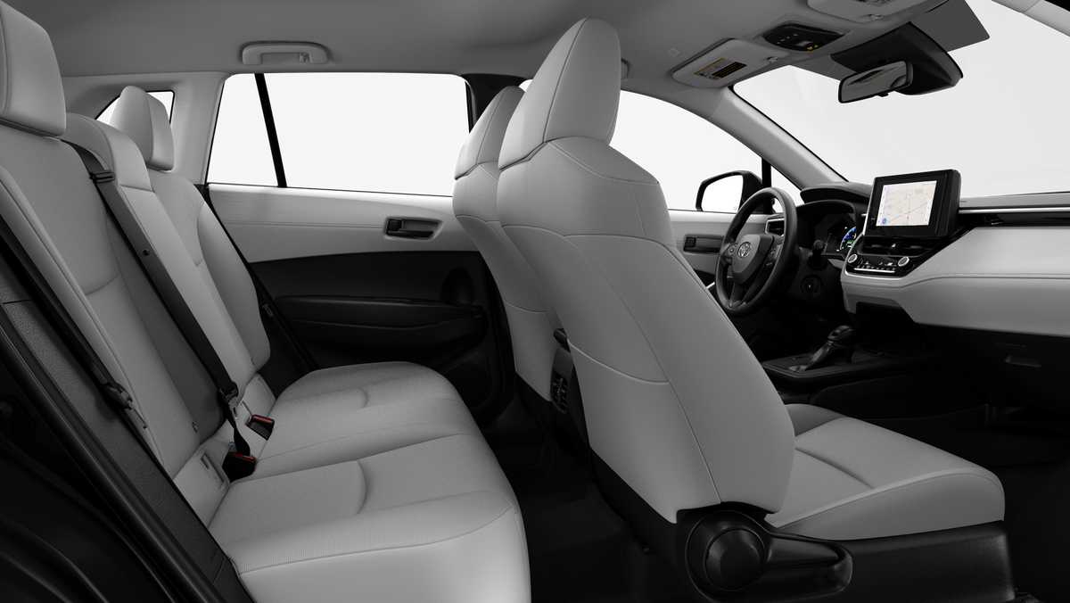 Thumbnail: 2026 Toyota Corolla Cross - 21