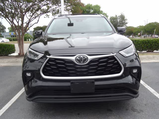 Thumbnail: 2021 Toyota Highlander - 2