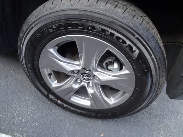 Thumbnail: 2025 Toyota RAV4 - 14