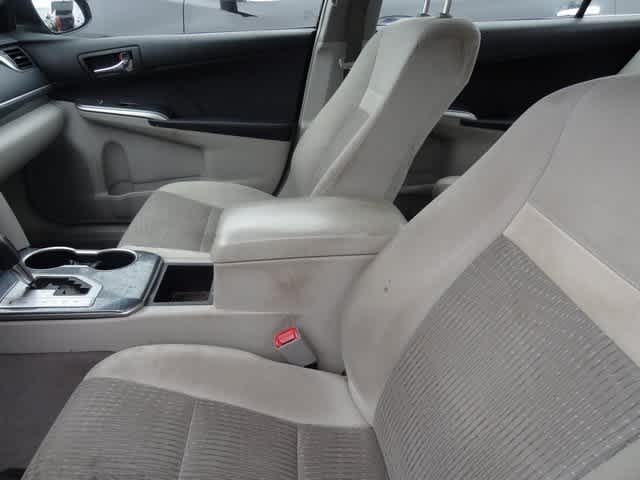 Thumbnail: 2012 Toyota Camry - 9