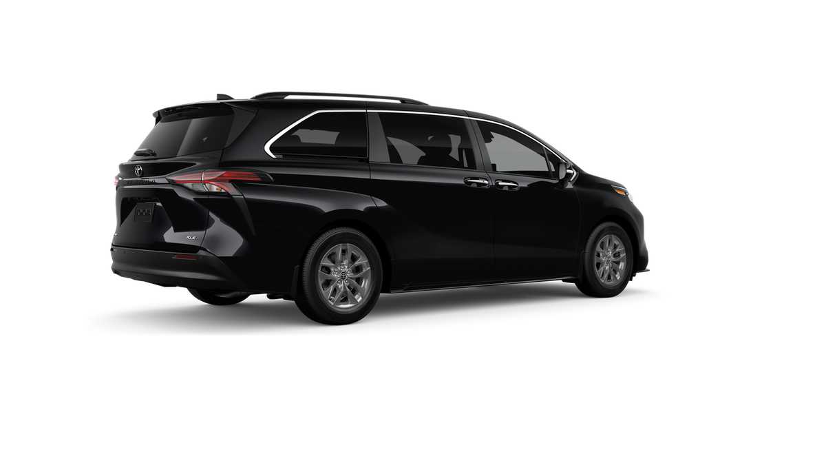 Thumbnail: 2026 Toyota Sienna - 10