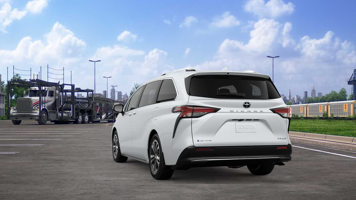 Thumbnail: 2026 Toyota Sienna - 7