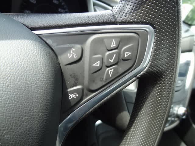 2022 Chevrolet Malibu LT 16