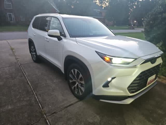 Thumbnail: 2024 Toyota Grand Highlander - 1