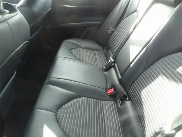 Thumbnail: 2020 Toyota Camry - 7