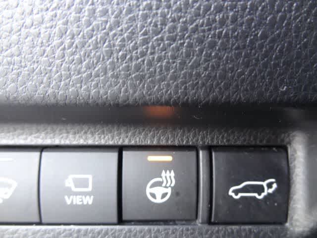 Thumbnail: 2021 Toyota RAV4 - 20