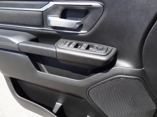 Thumbnail: 2025 RAM 1500 - 12