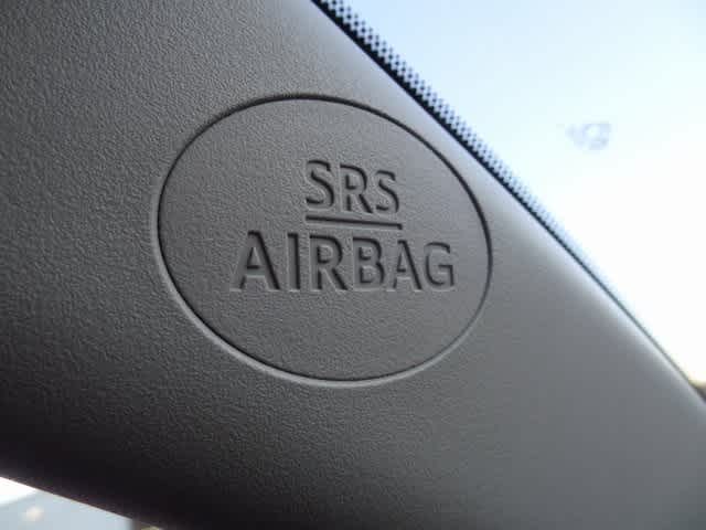 Thumbnail: 2023 Toyota Tacoma - 33