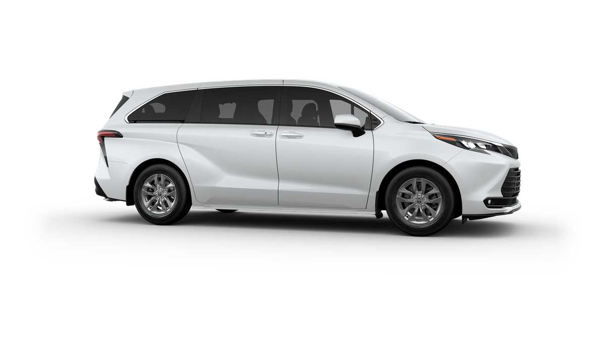 Thumbnail: 2025 Toyota Sienna - 13